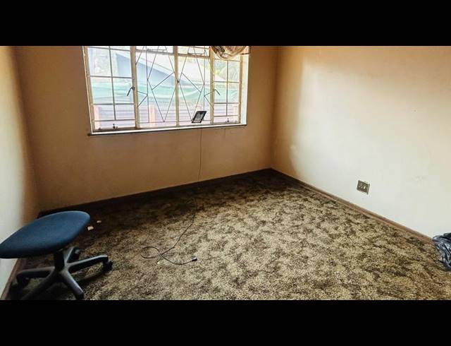 3 BEDROOM HOUSE FOR SALE IN PRETORIA WEST